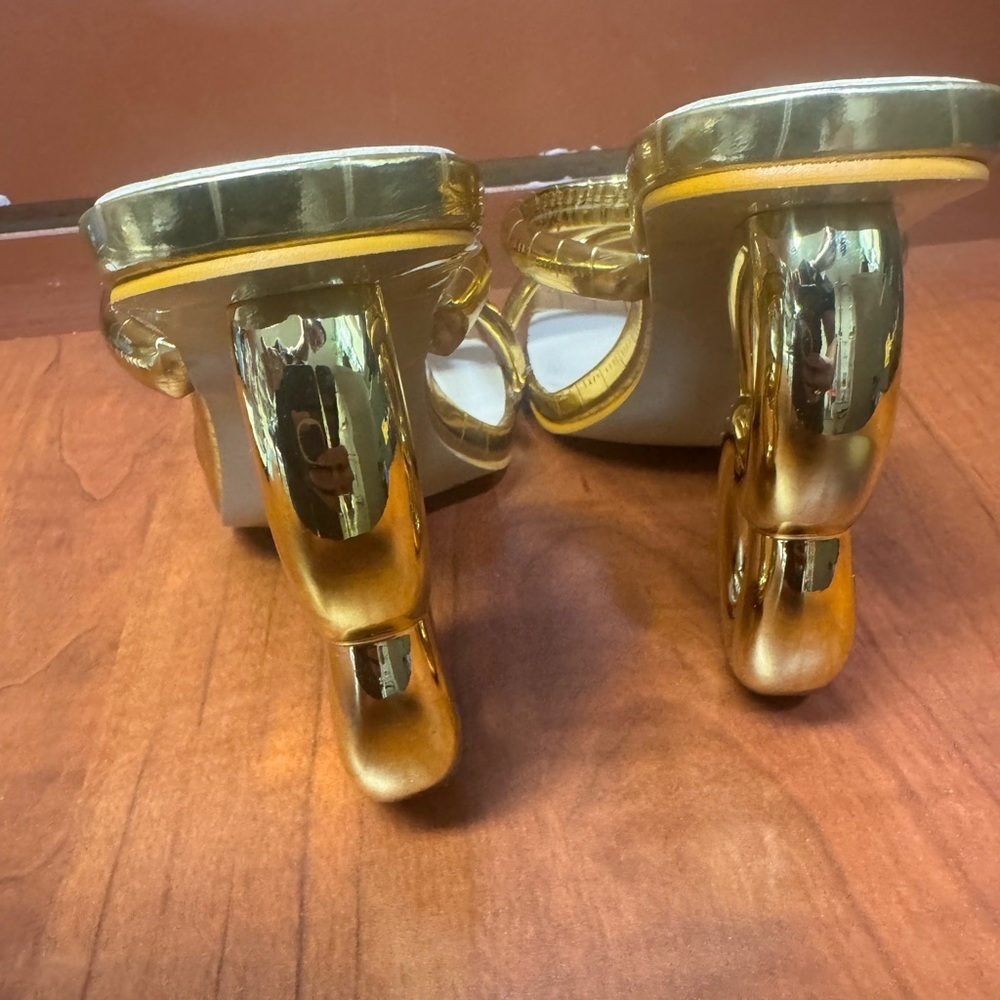 Elegant Gold Women's Heels - Picture 7 of 12